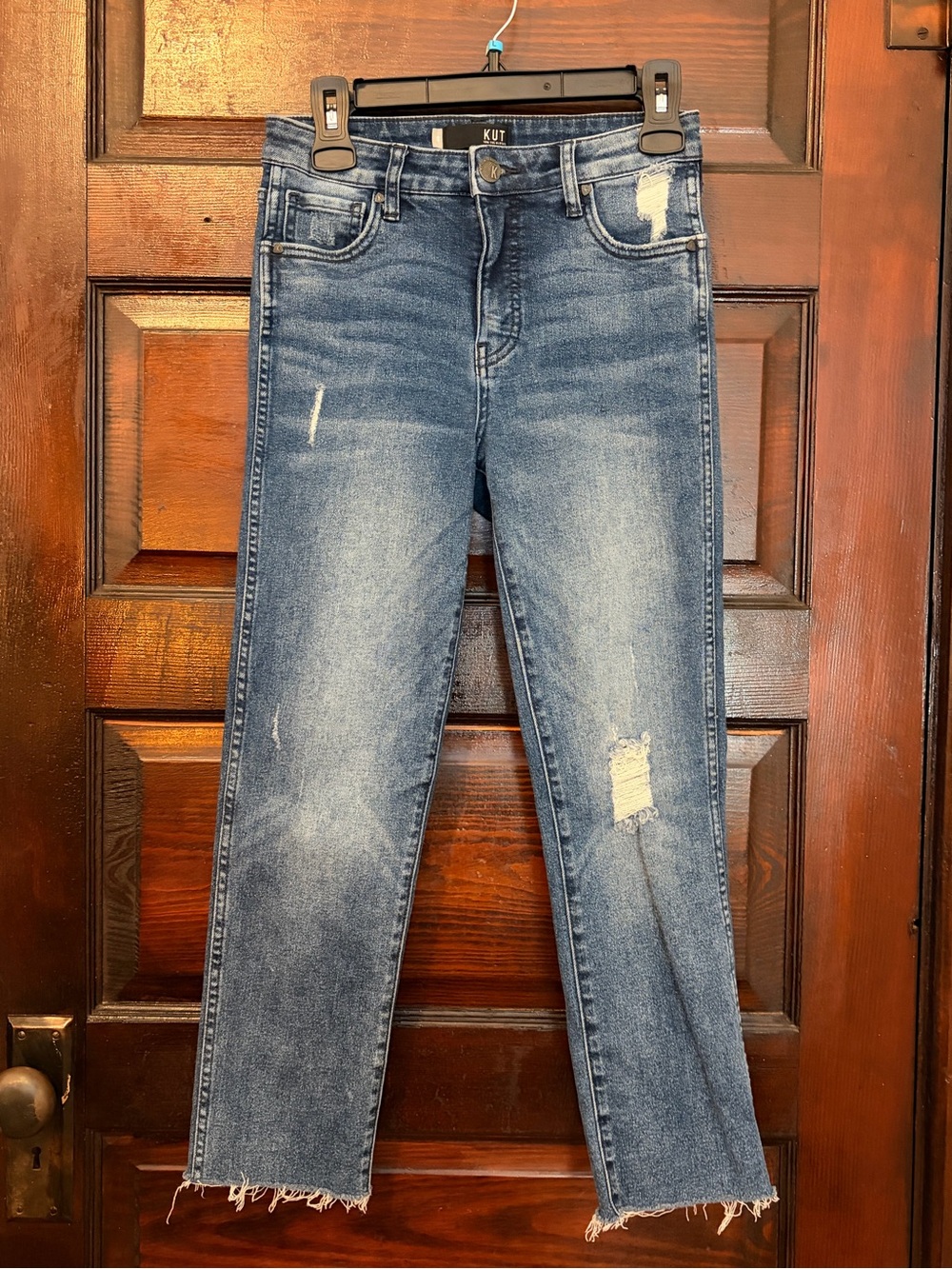 Kut from the Kloth Men’s Slim Straight Jeans in Indigo Wash with Distressing